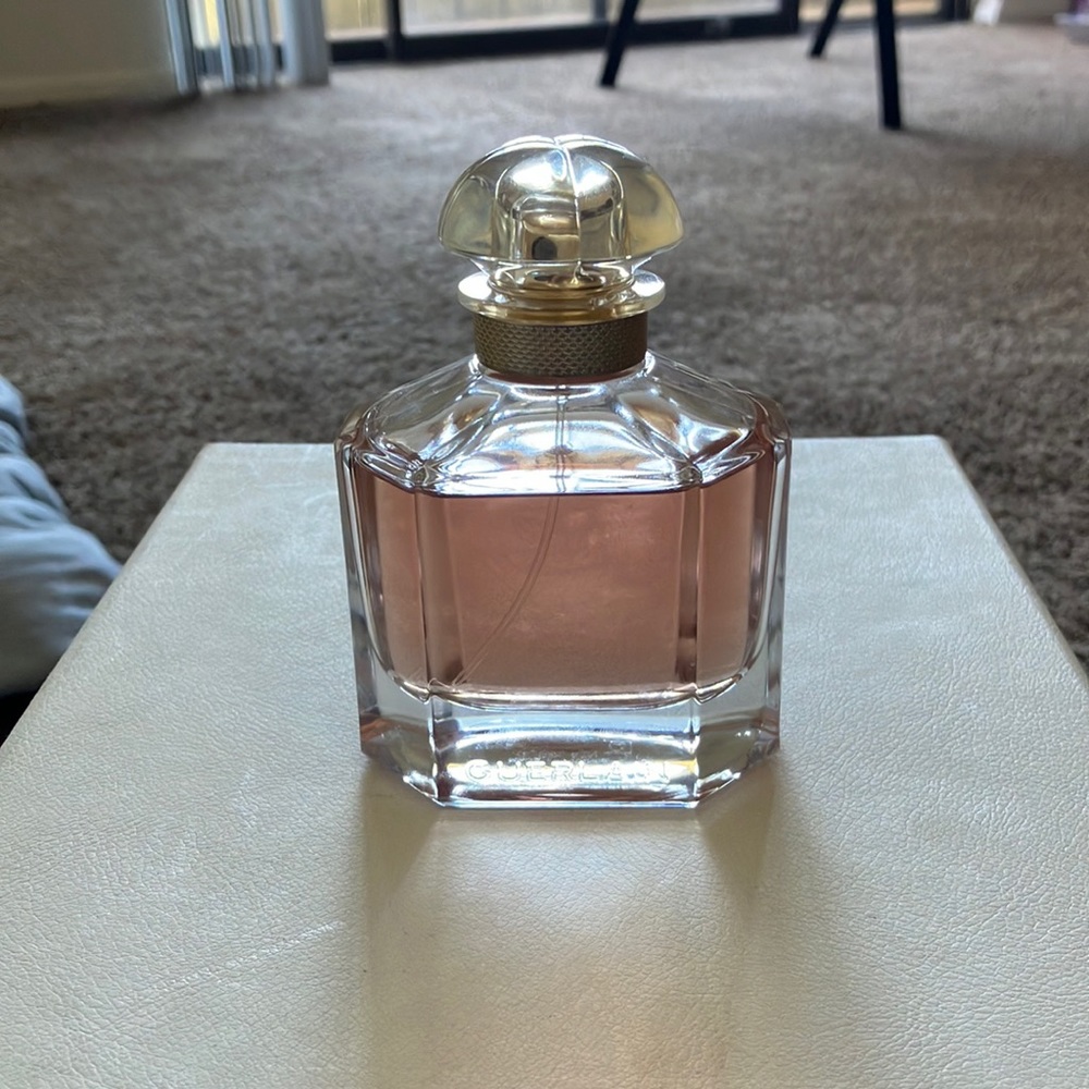 Mon Guerlain Eau de perfume 3.4 oz barely used